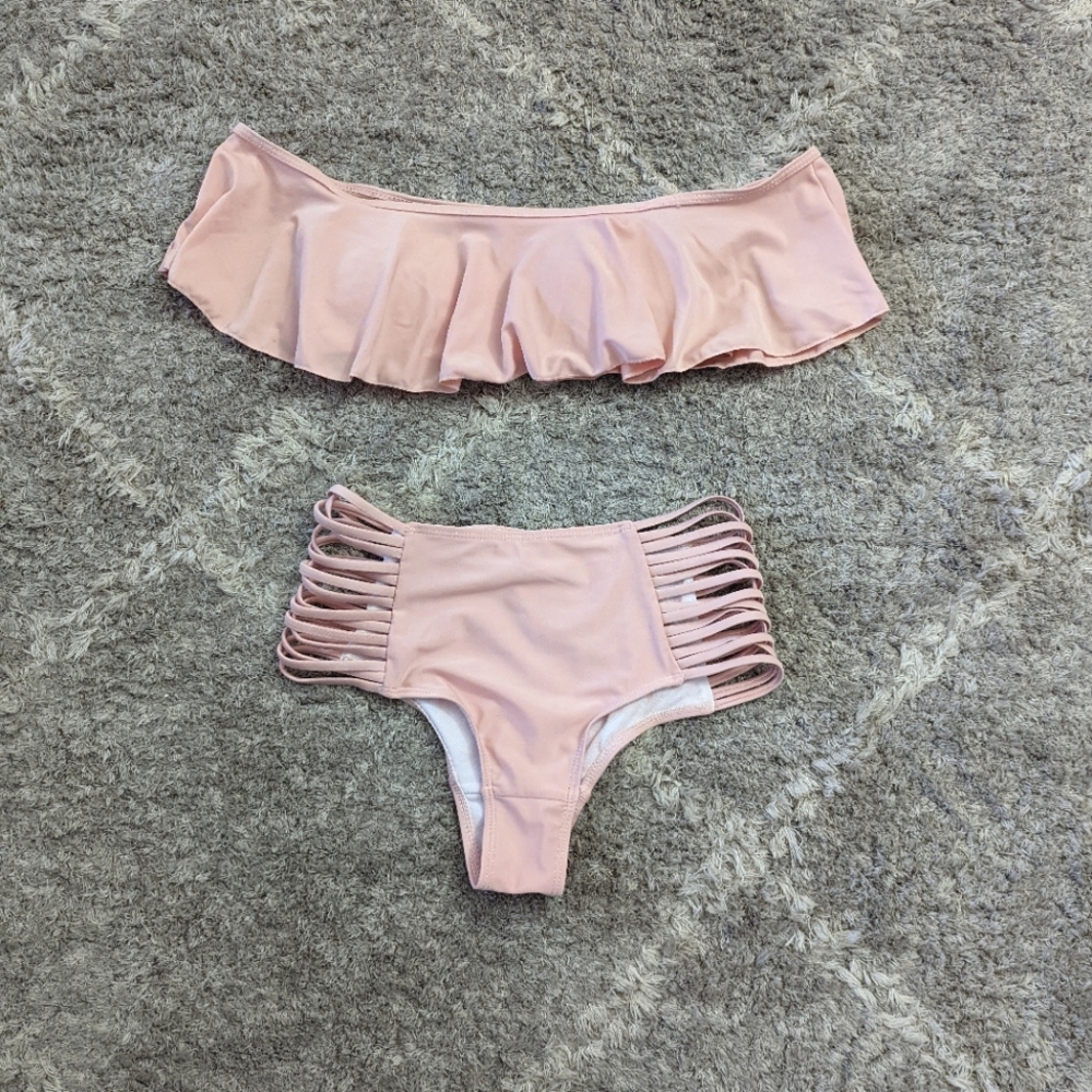 2 Piece Flounce Bandeau Bikini Swimsuit